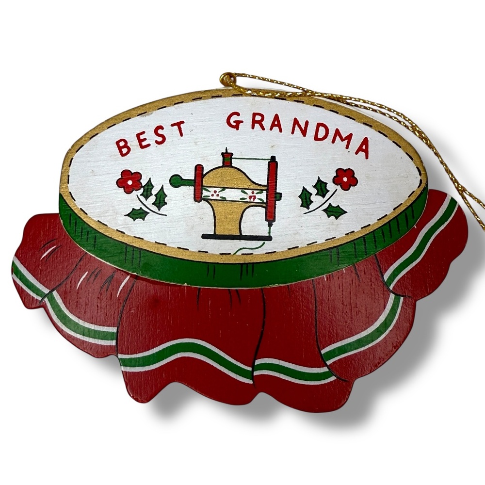 Vintage 1992 Best‎ Grandma Painted Wood Sewing Machine Christmas Ornament